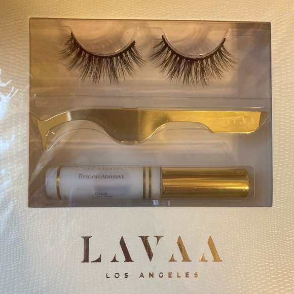 Lavaa Lashes Flirty Lash Set - Picture 6 of 12
